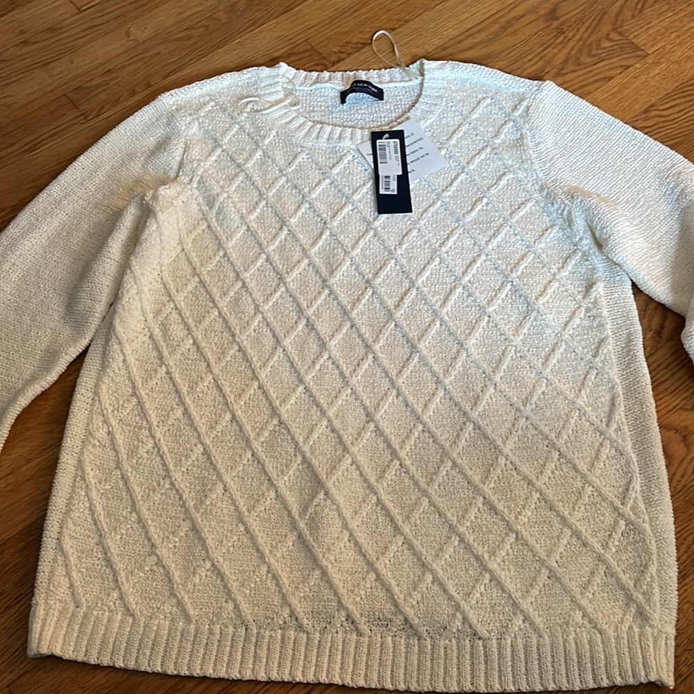 Jones New work..top - Picture 2 of 3